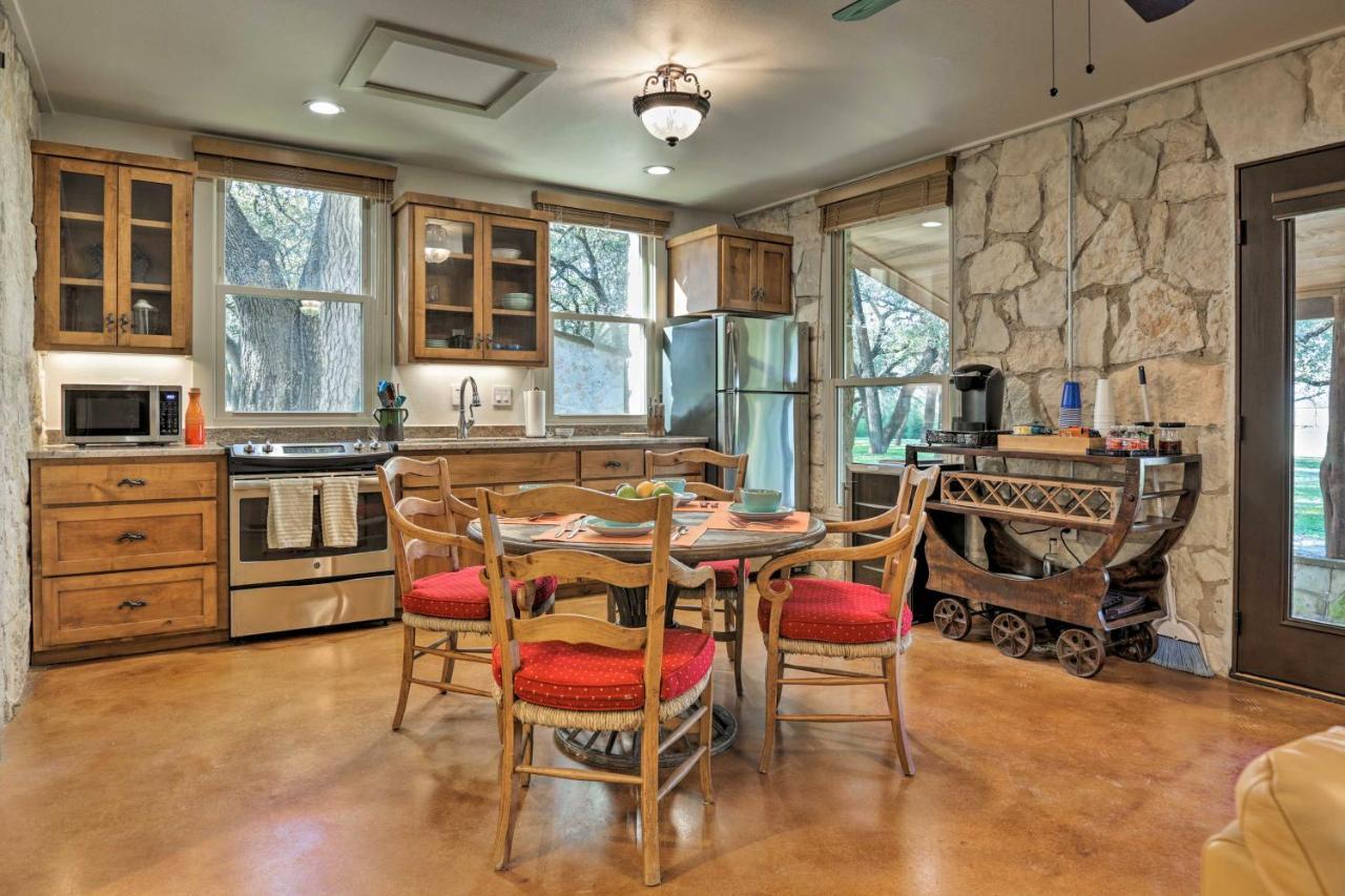 Blanco Riverfront Historic Home, 3 Mi To Downtown! Zewnętrze zdjęcie